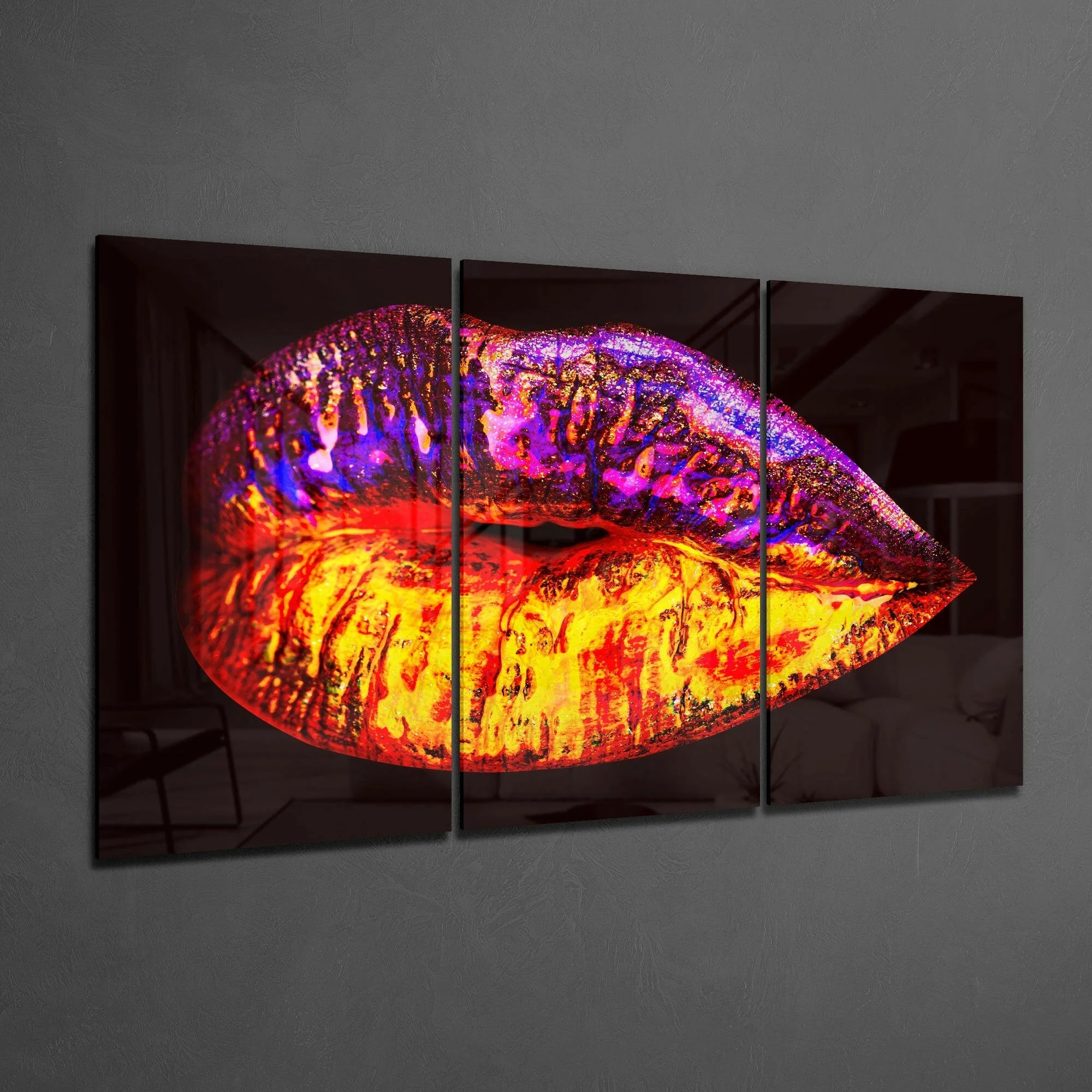 Lips Glass Art - Image 2