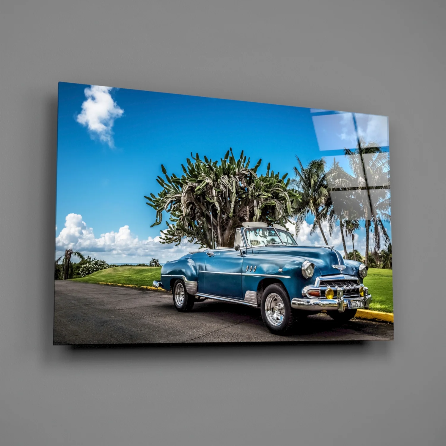 Vintage American Classic Car Glass Wall Art - Image 3