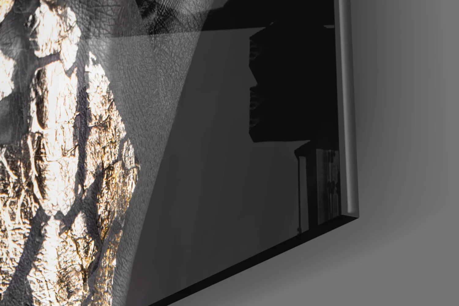 Cracked Gold Half Face Glass Wall Art - Image 7