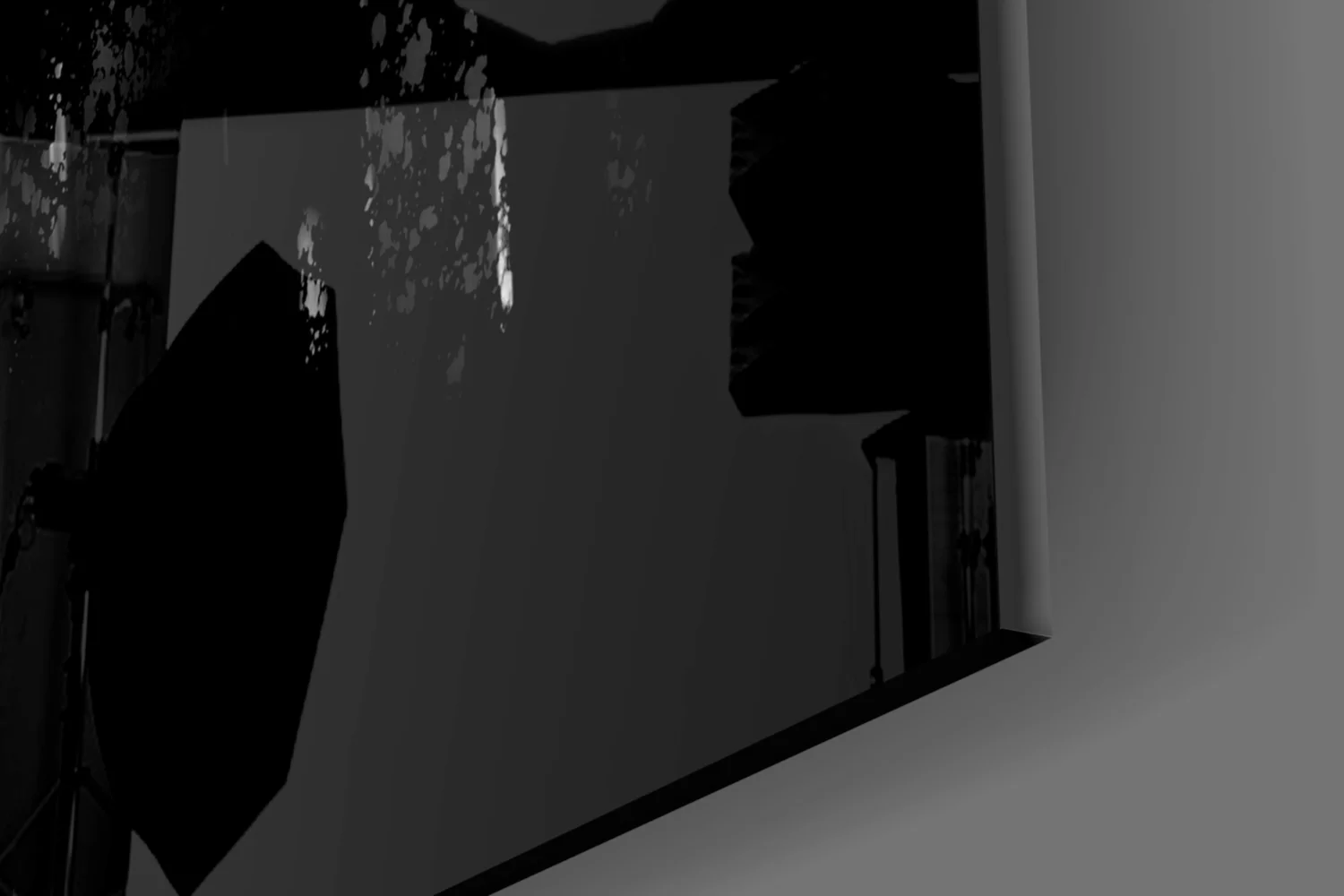 Grunge Ghostly Faded Skull Glass Wall Art - Image 7