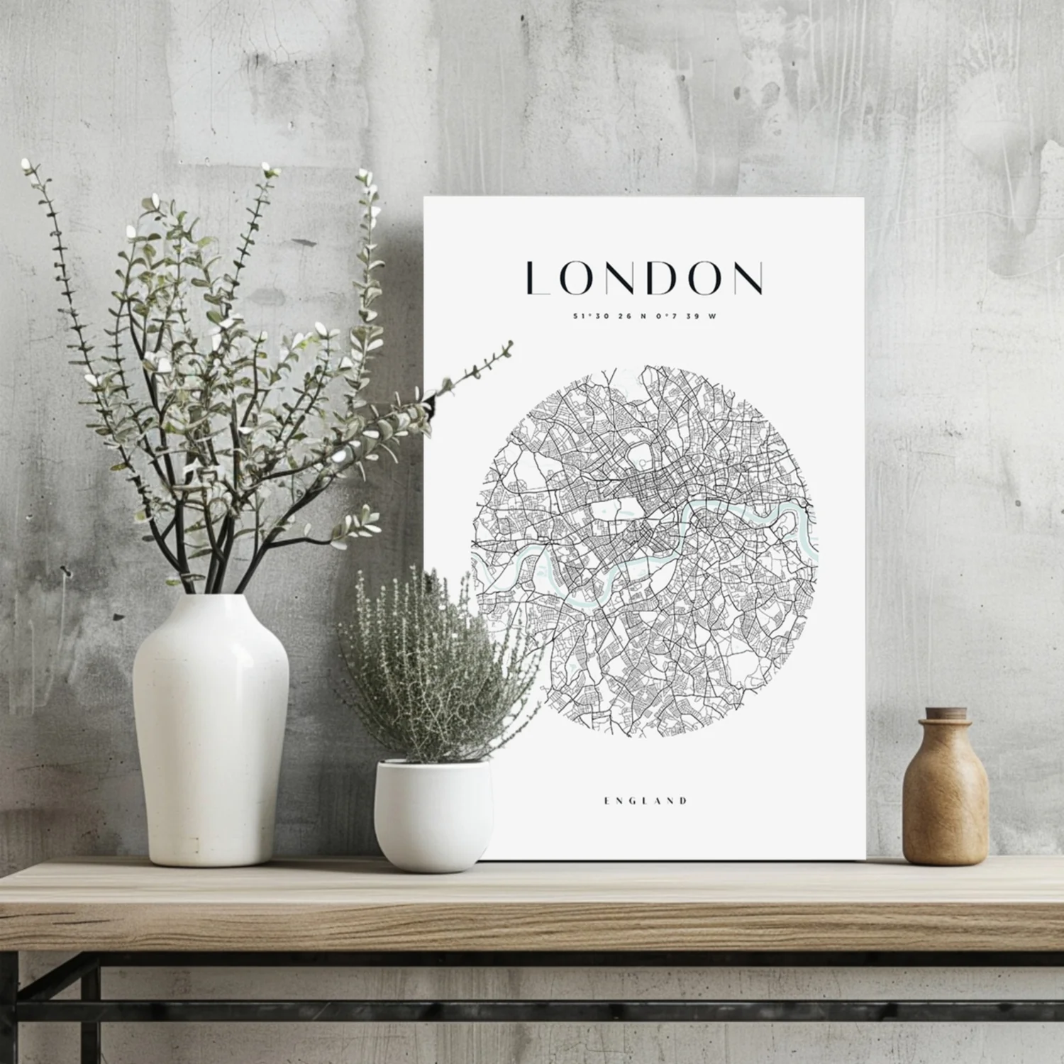 London V2 Aluminum Print - Image 2