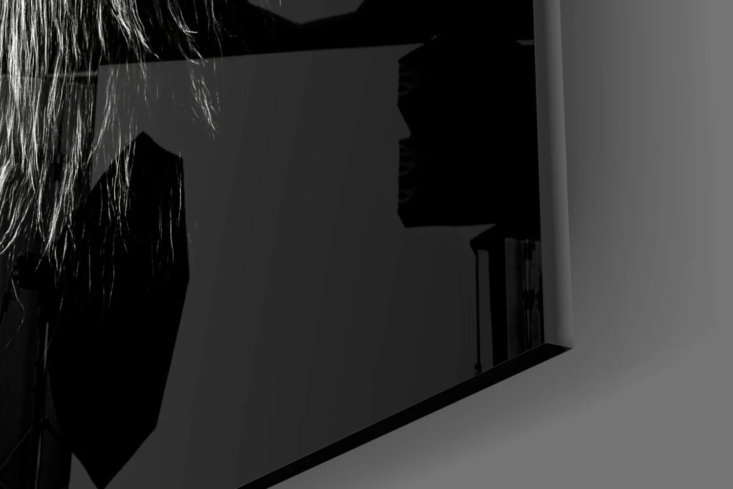 Windswept Lion Side Profile Glass Wall Art - Image 7